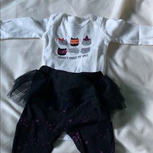 Halloween baby onesie with leggings and tutu